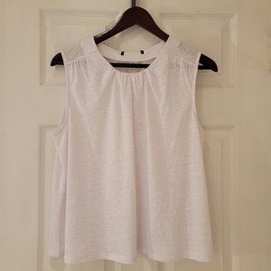 NWOT Banana Republic Factory Top Size M/L White Sleeveless Textured Knit Casual